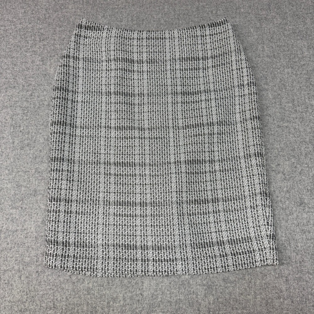 Karl Lagerfeld Paris | Tweed Pencil Skirt | Size 2 | Black White | Back Zip Vent